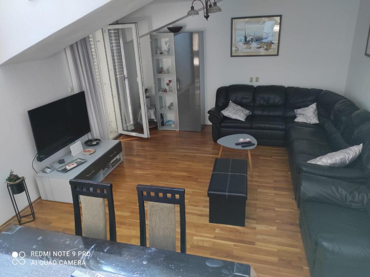 Apartman Jure Lägenhet